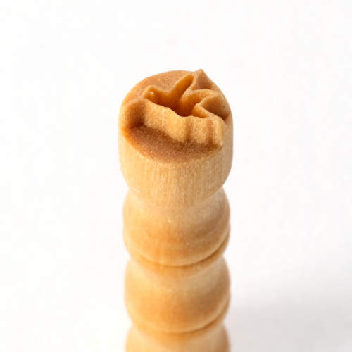 MKM Mini Round Stamp - Hummingbird